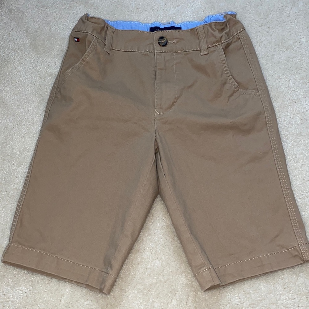 Tommy Hilfiger khaki shorts